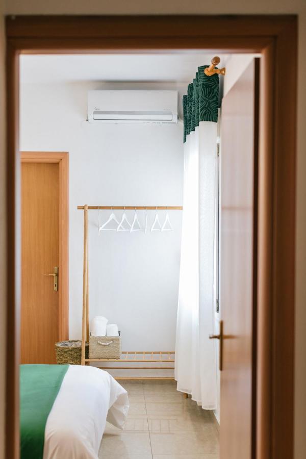 Grand Lux Apartment سيرس المظهر الخارجي الصورة