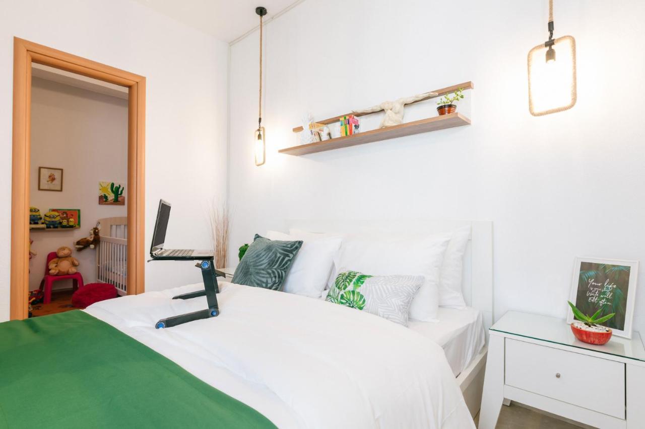 Grand Lux Apartment سيرس المظهر الخارجي الصورة
