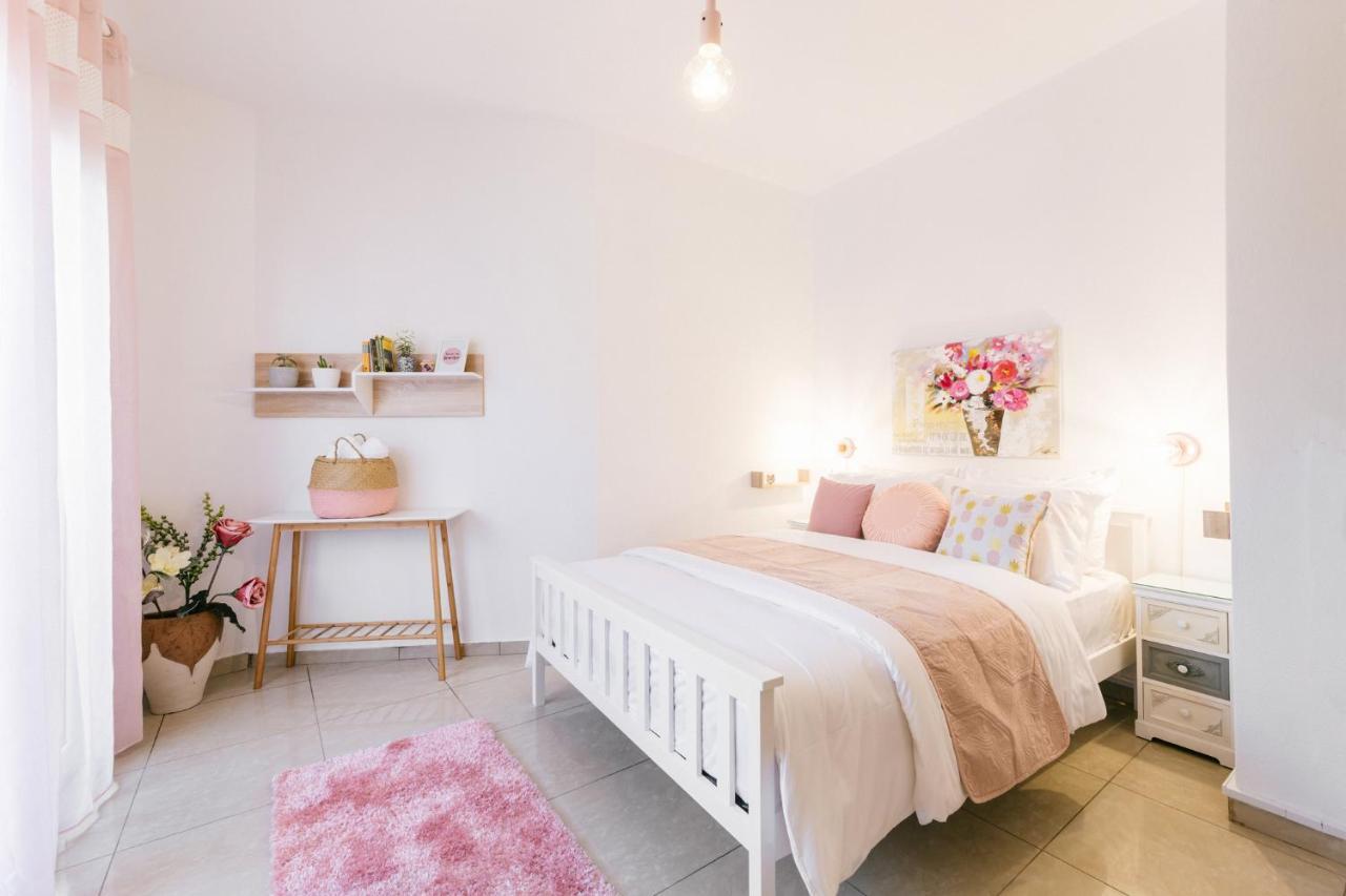 Grand Lux Apartment سيرس المظهر الخارجي الصورة